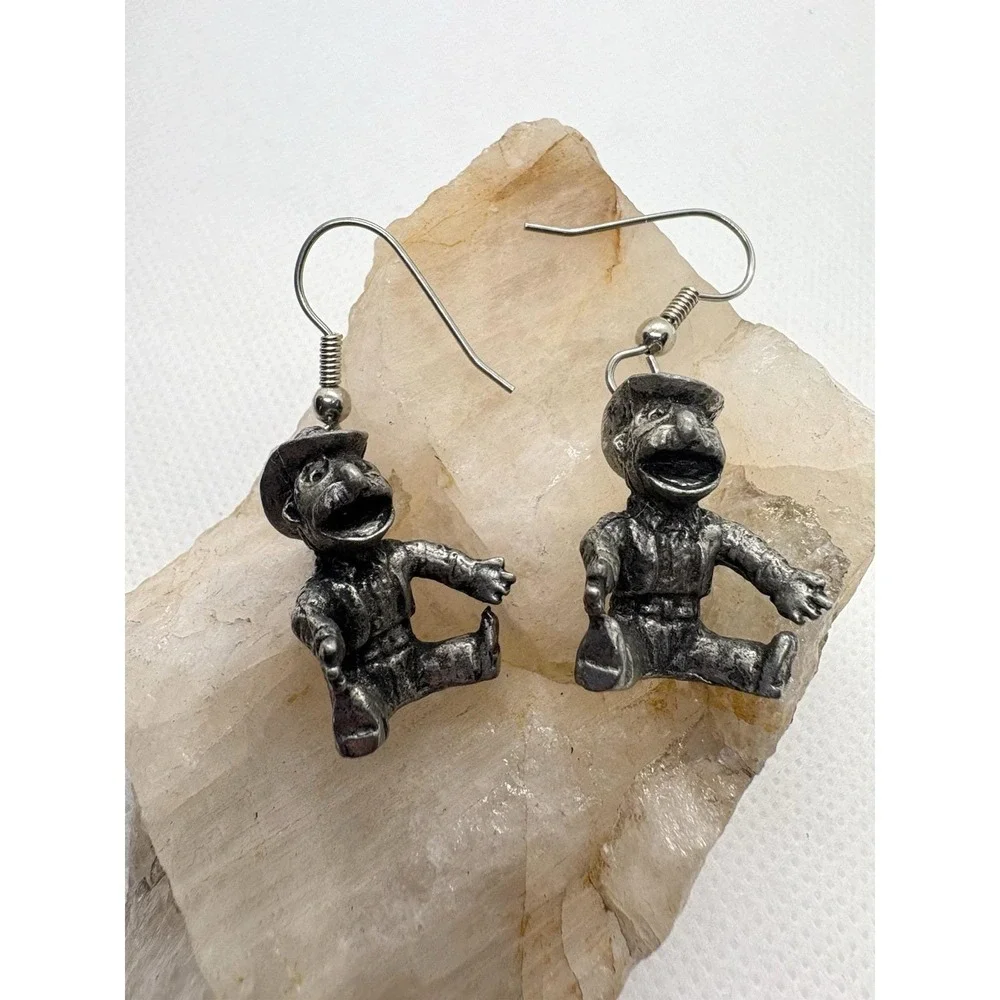 Vintage Signed‎ Figural Pewter Dangle Earrings Steve Hall Folk Art 1.75